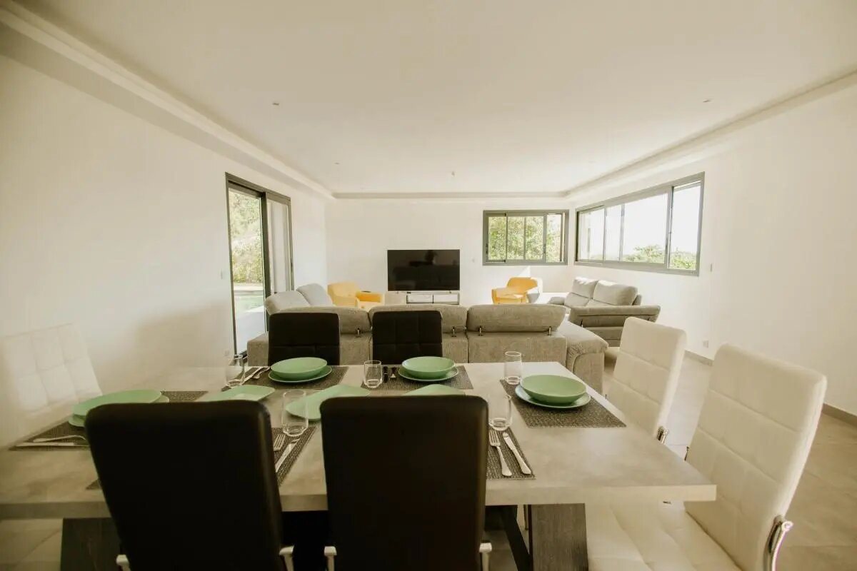 Maison à vendre, 229m², Saint-Cézaire-sur-Siagne