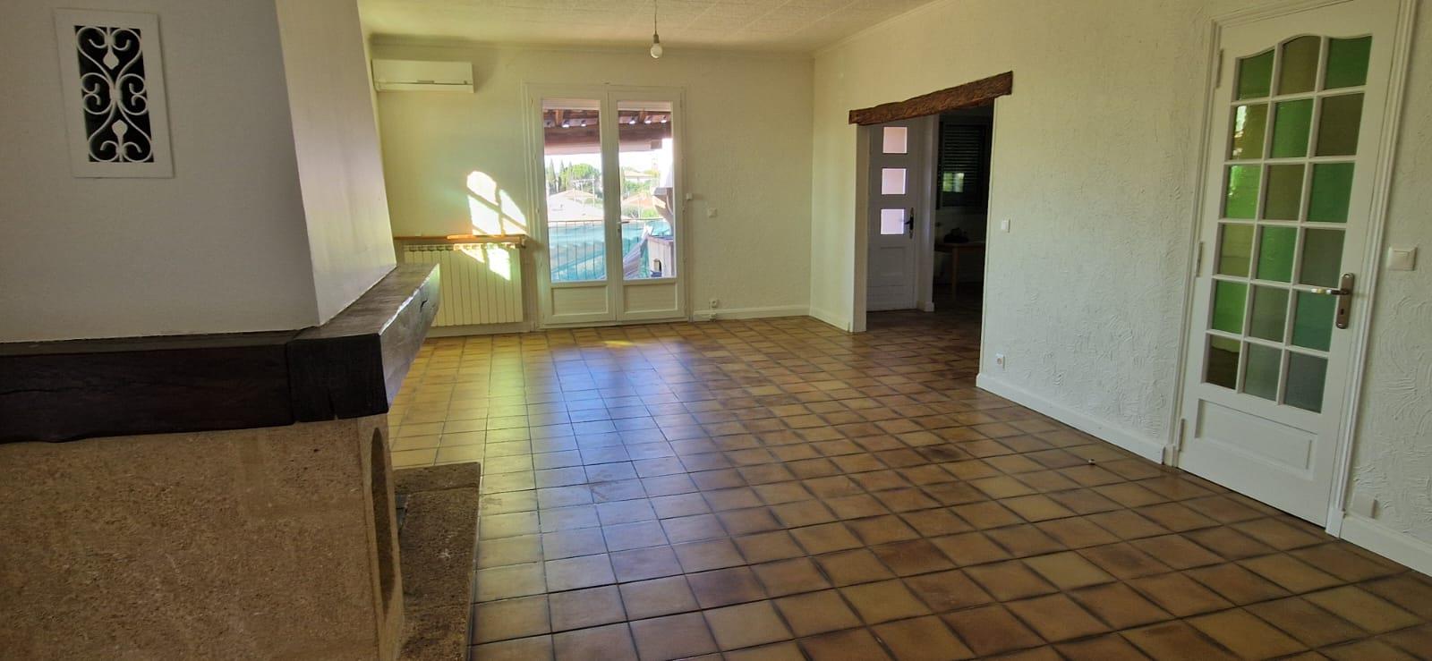 Maison à vendre, 112m², Adissan
