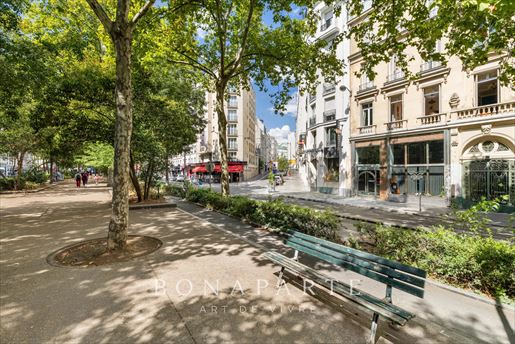 Appartement 5 pièces 154 m² · à Paris 18ème · 154 m² · 1 400 000 €