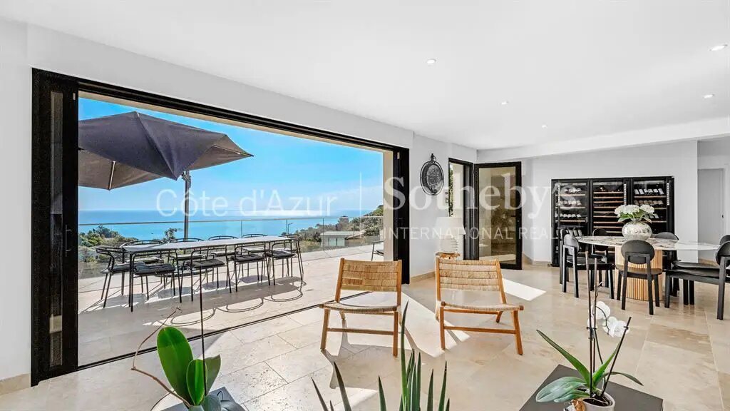 Maison à vendre, 265m², Roquebrune-sur-Argens