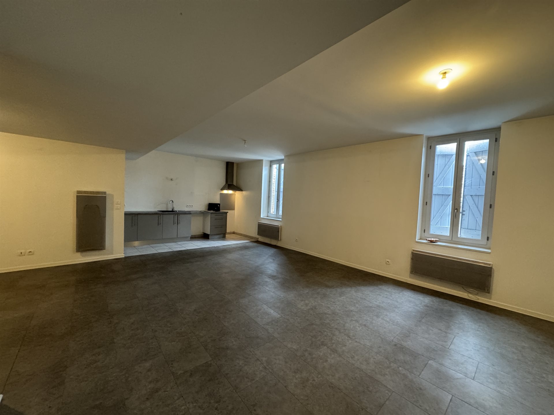 Appartement à louer, 96m², Mas-Grenier