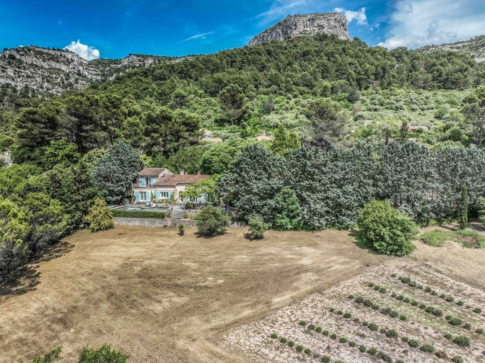 Maison à vendre, 160m², Fontaine-de-Vaucluse
