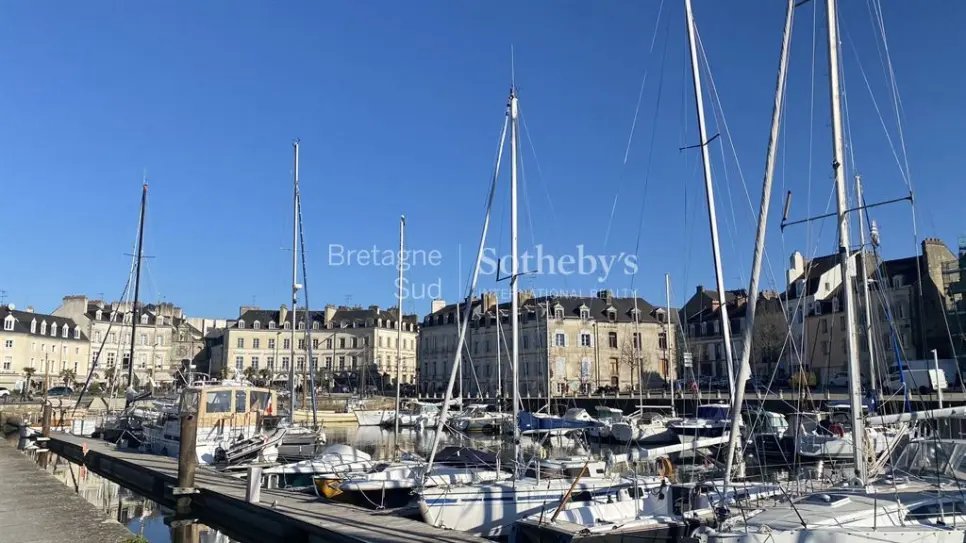 Maison à louer, 250m², Vannes
