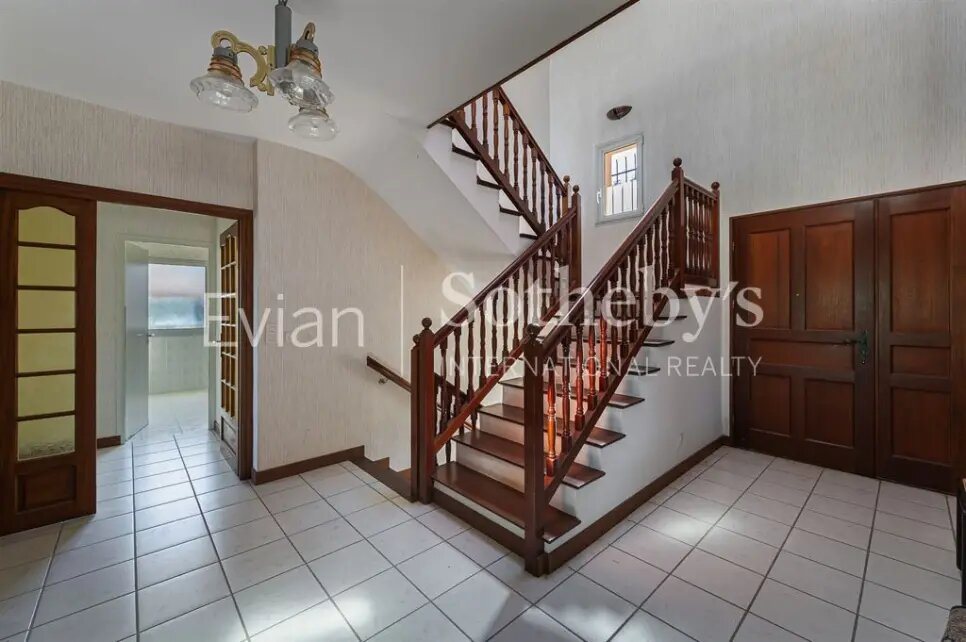 Maison à vendre, 324m², Neuvecelle