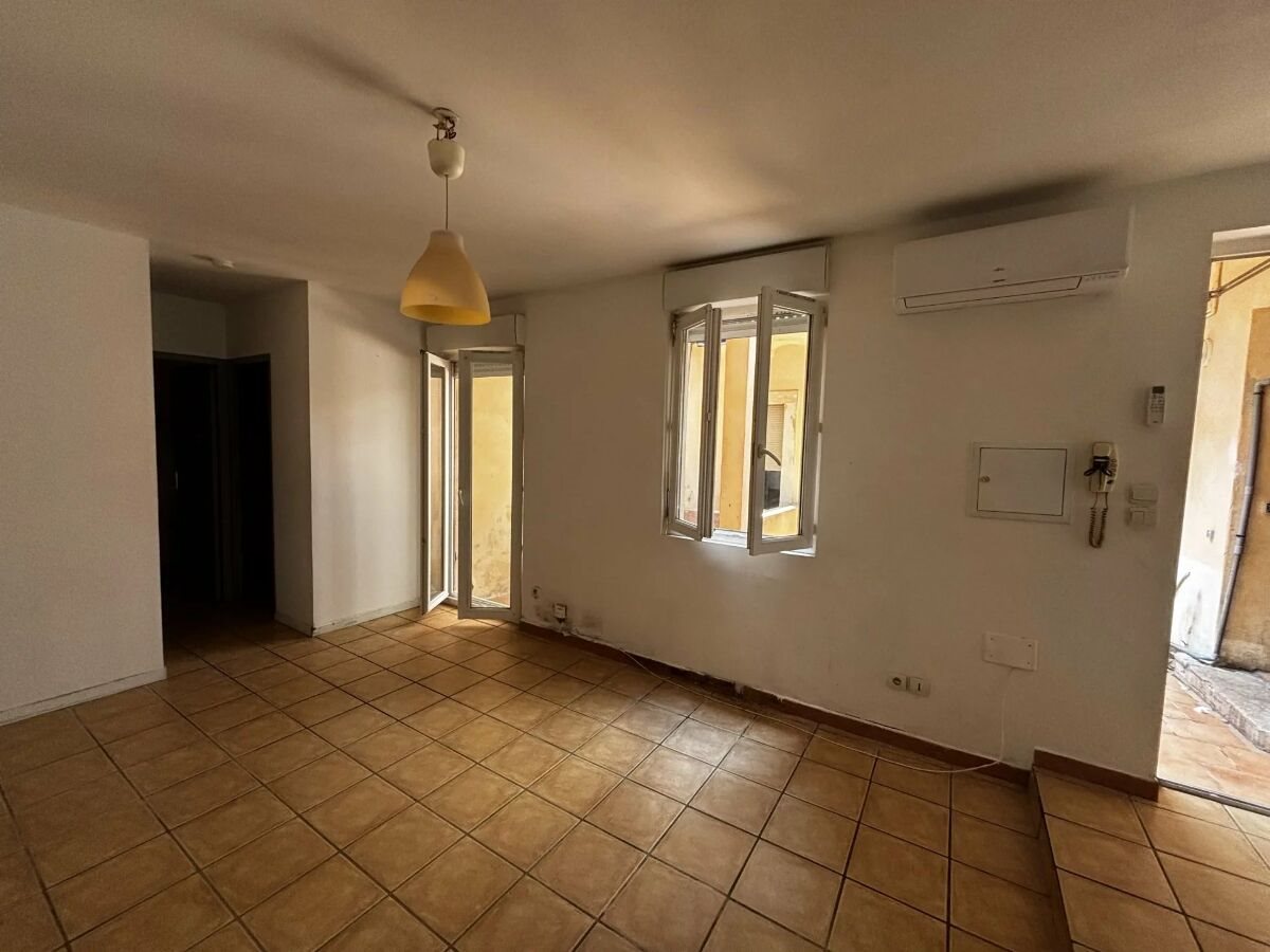 Appartement à louer, 43m², Nîmes