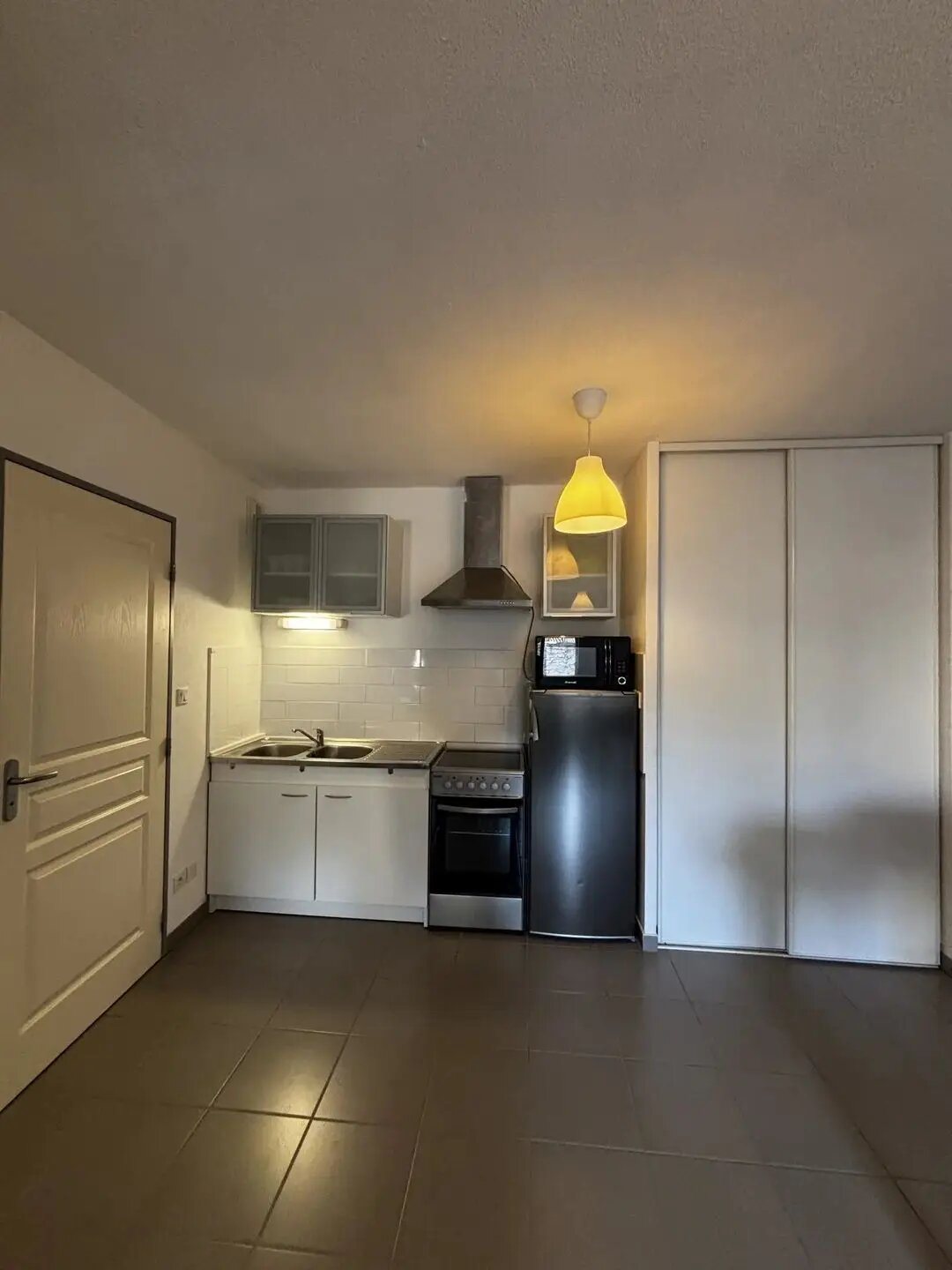 Appartement à louer, 37m², Nîmes