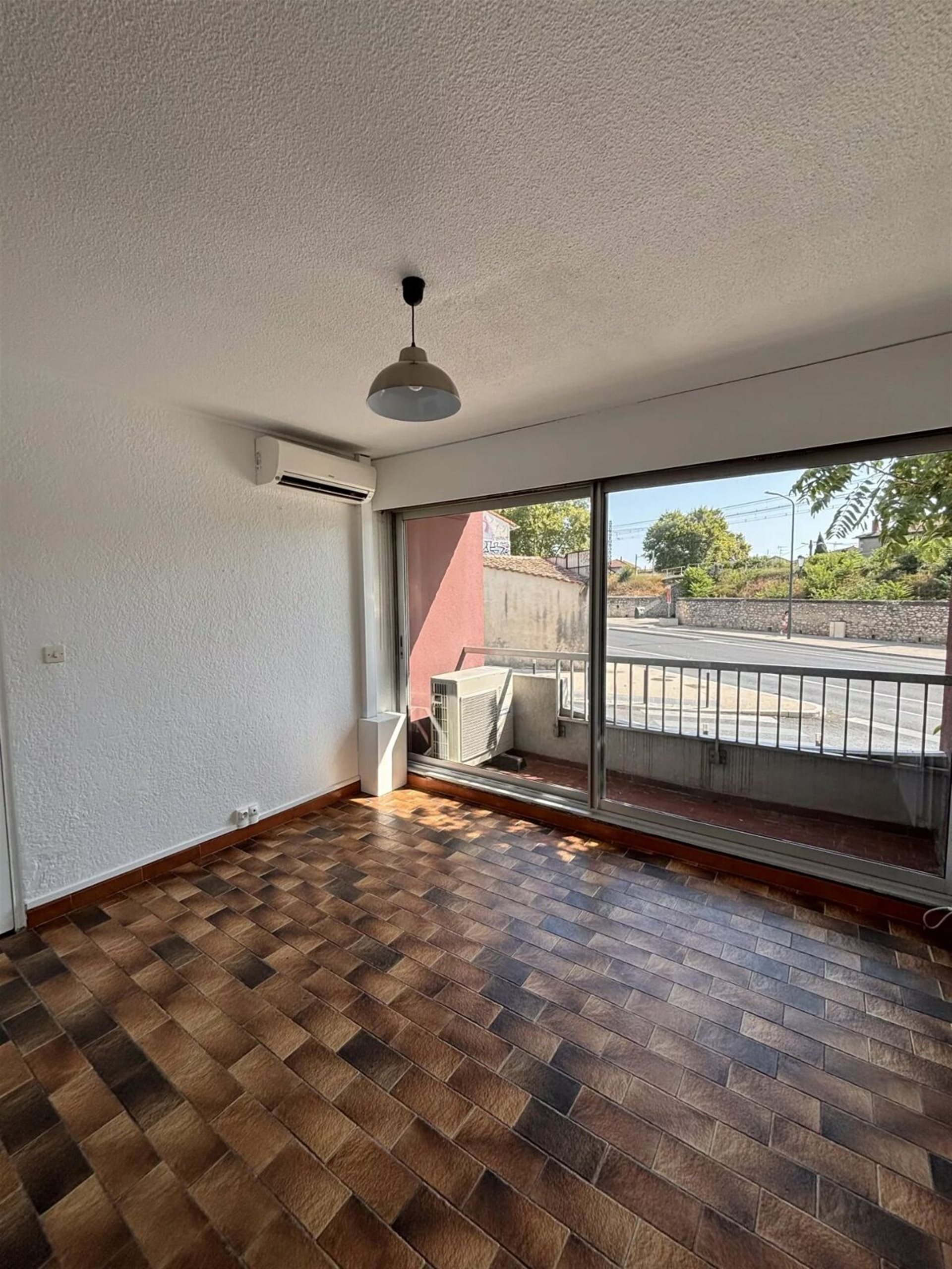 Appartement à louer, 35m², Nîmes