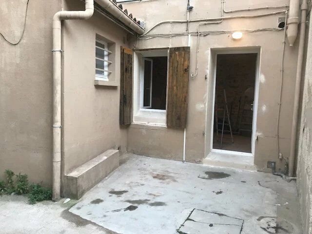 Appartement à louer, 25m², Nîmes