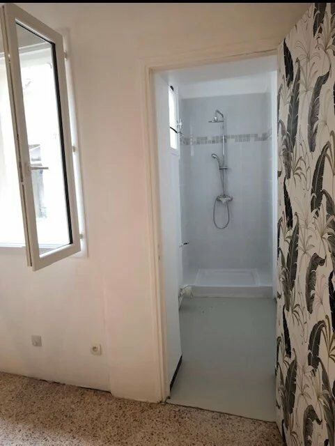 Appartement à louer, 25m², Nîmes