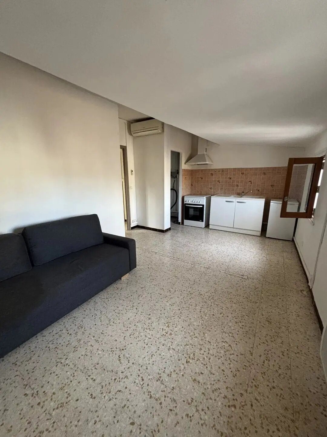 Appartement à louer, 35m², Nîmes