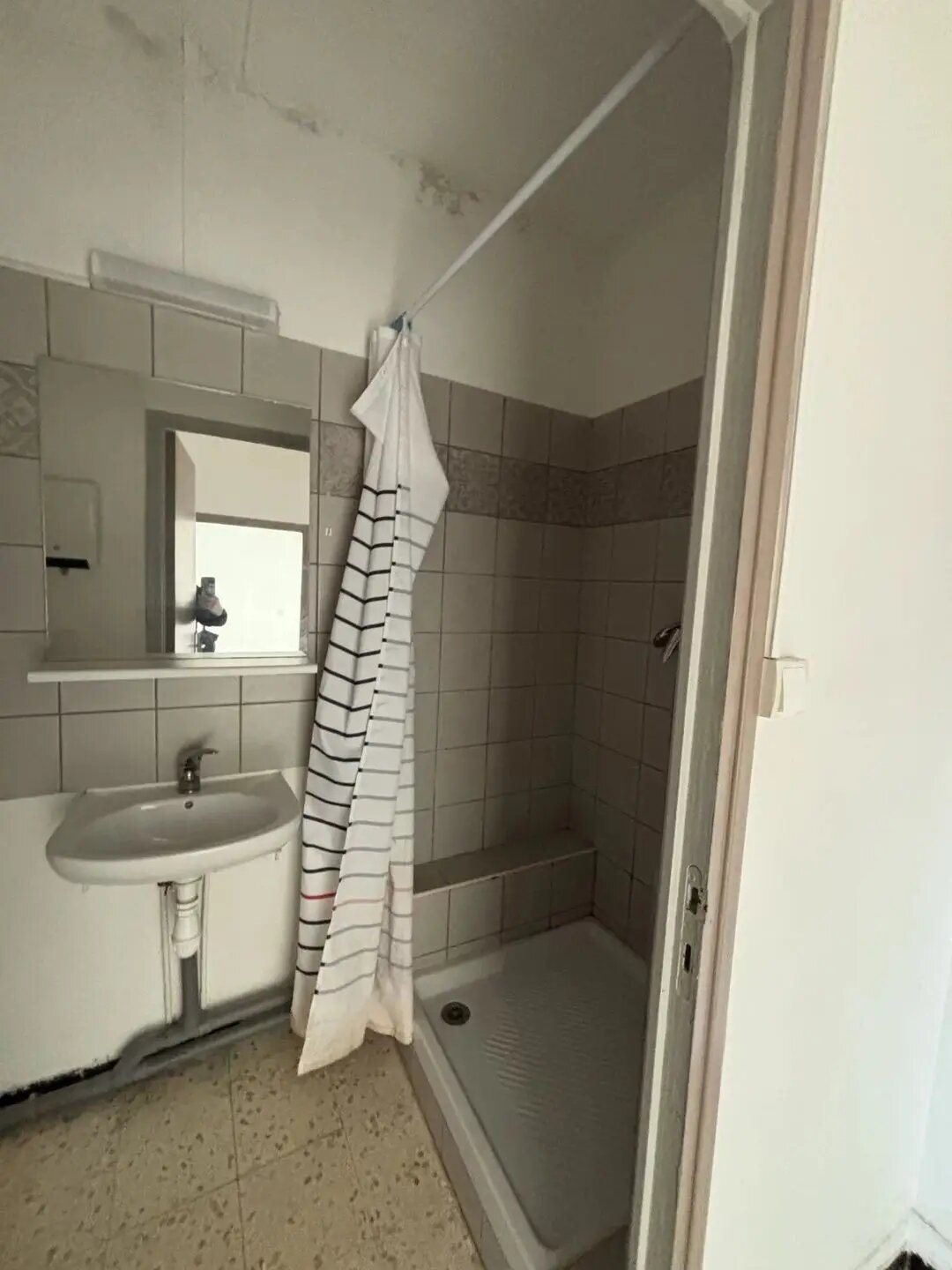 Appartement à louer, 35m², Nîmes