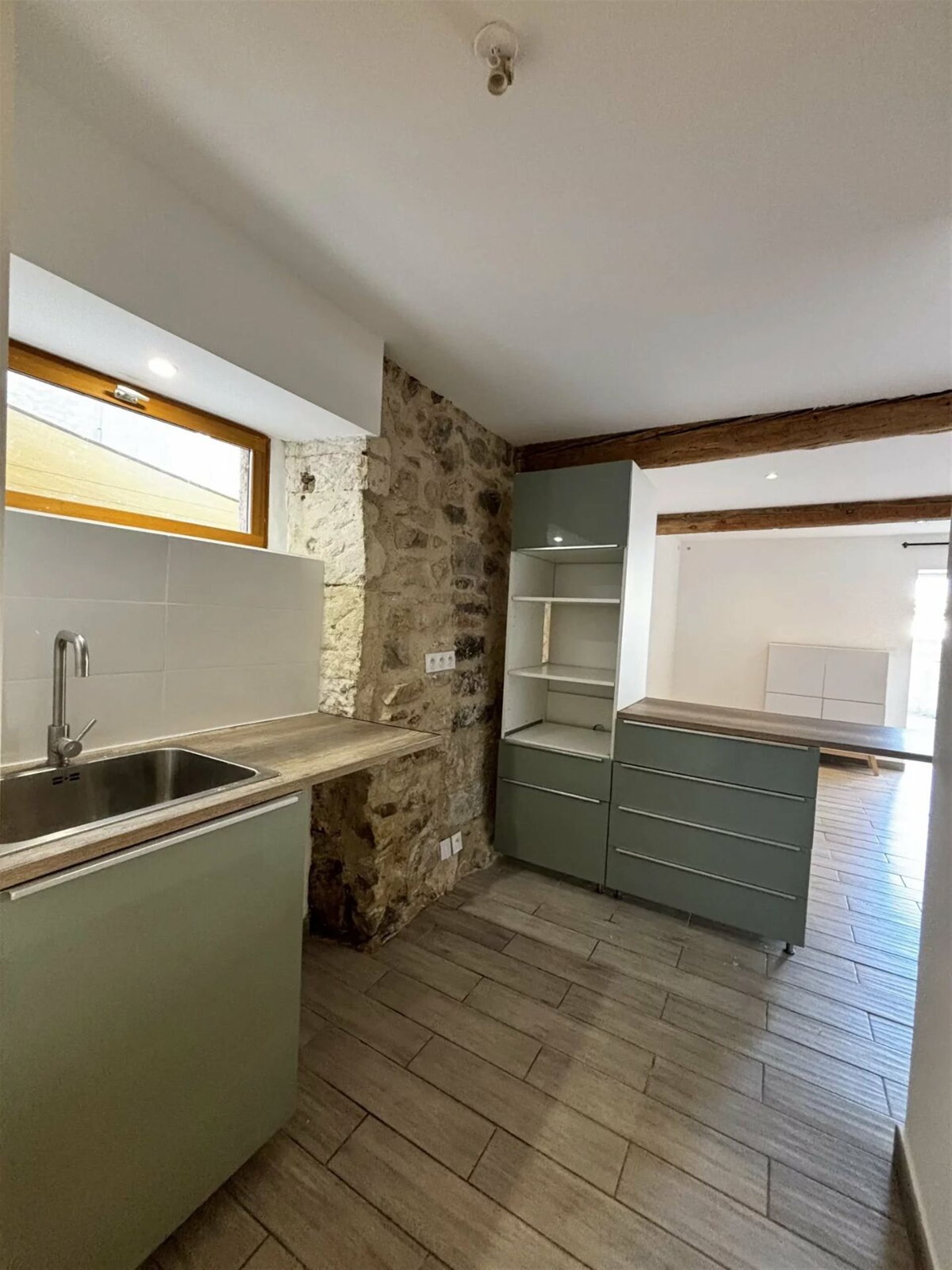 Appartement à louer, 25m², Nîmes
