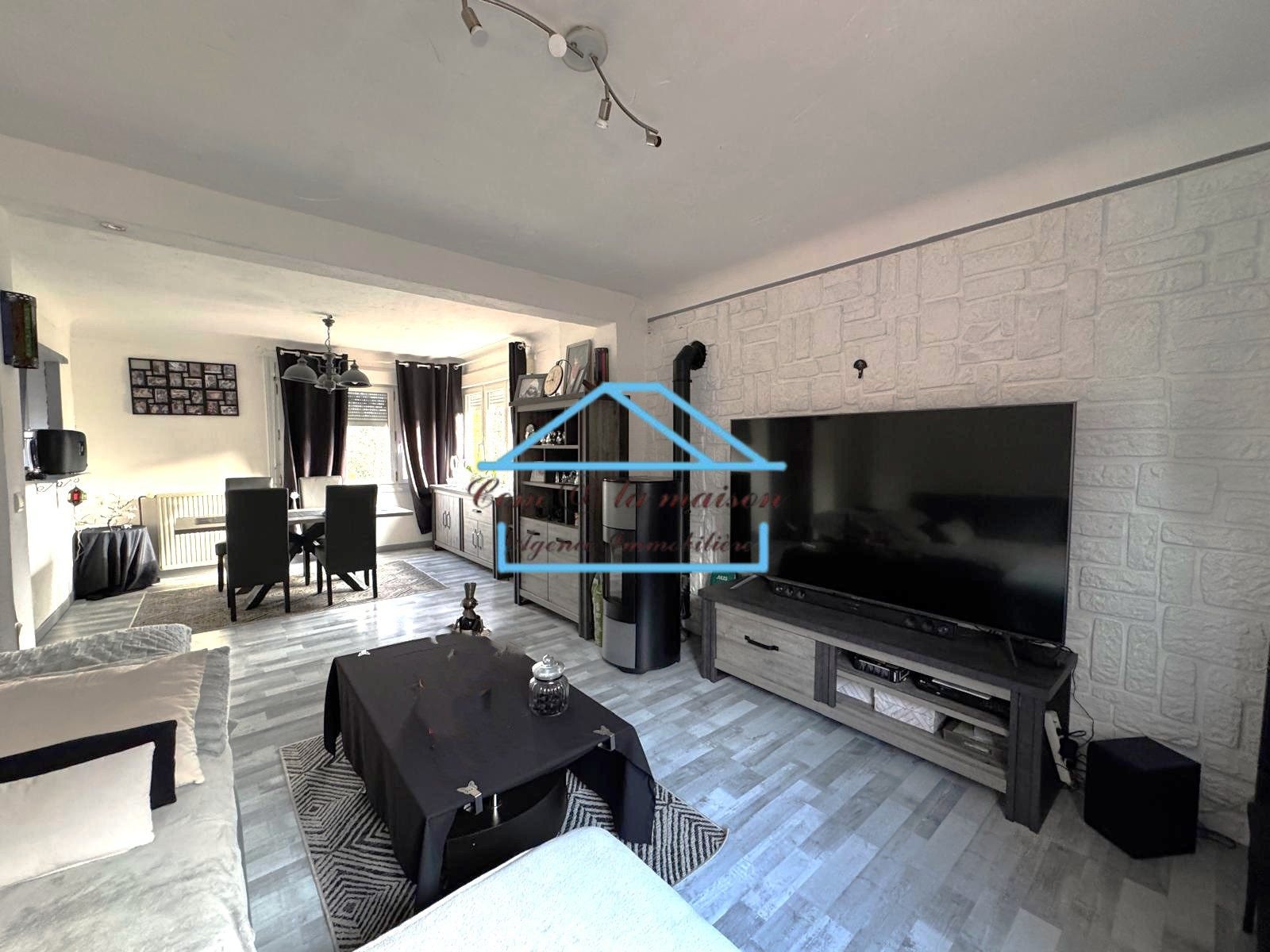 Maison à vendre, 110m², Saint-Laurent-de-Brèvedent