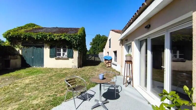 Maison à vendre, 138m², Châteaubernard