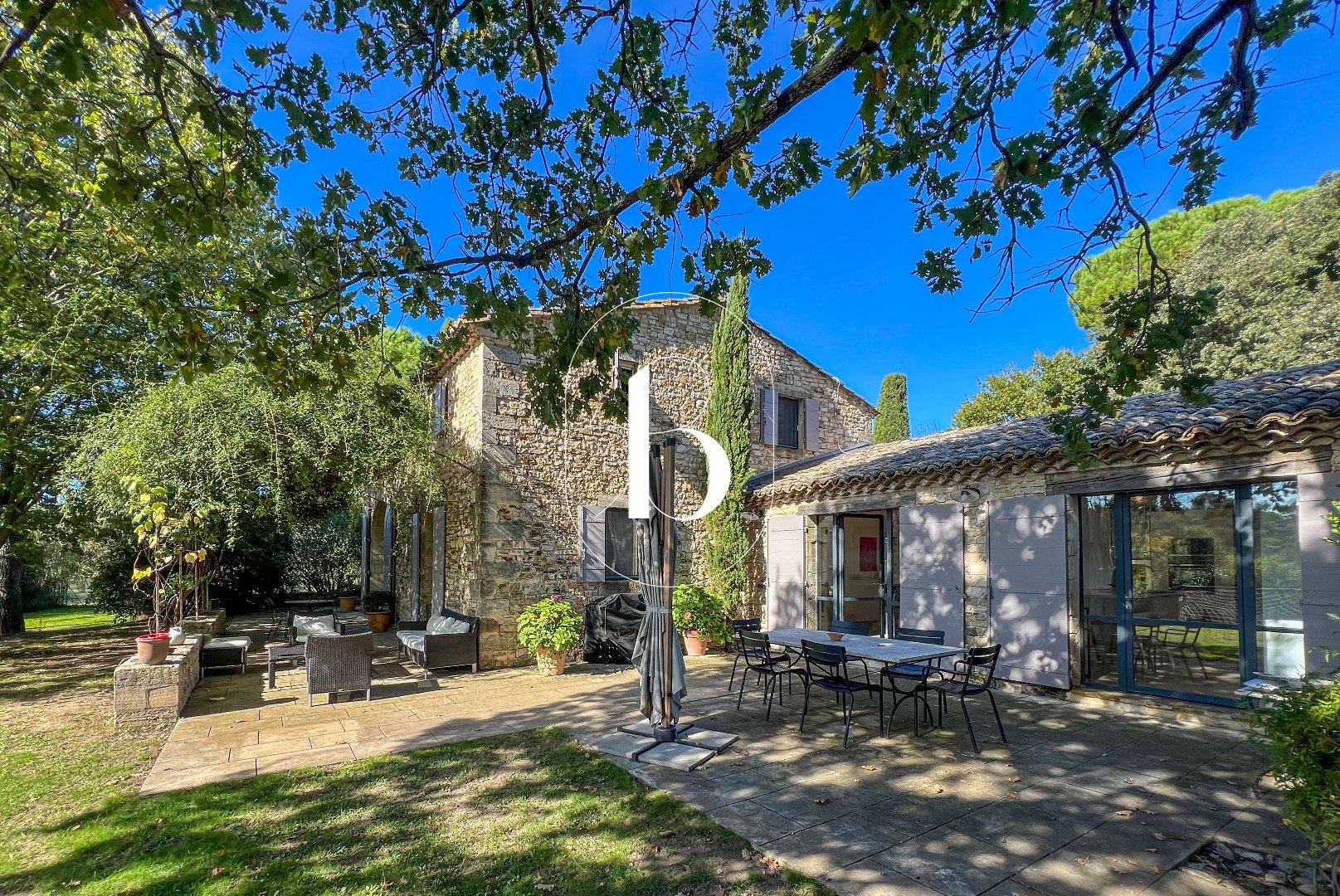 Maison à vendre, 320m², Uzès