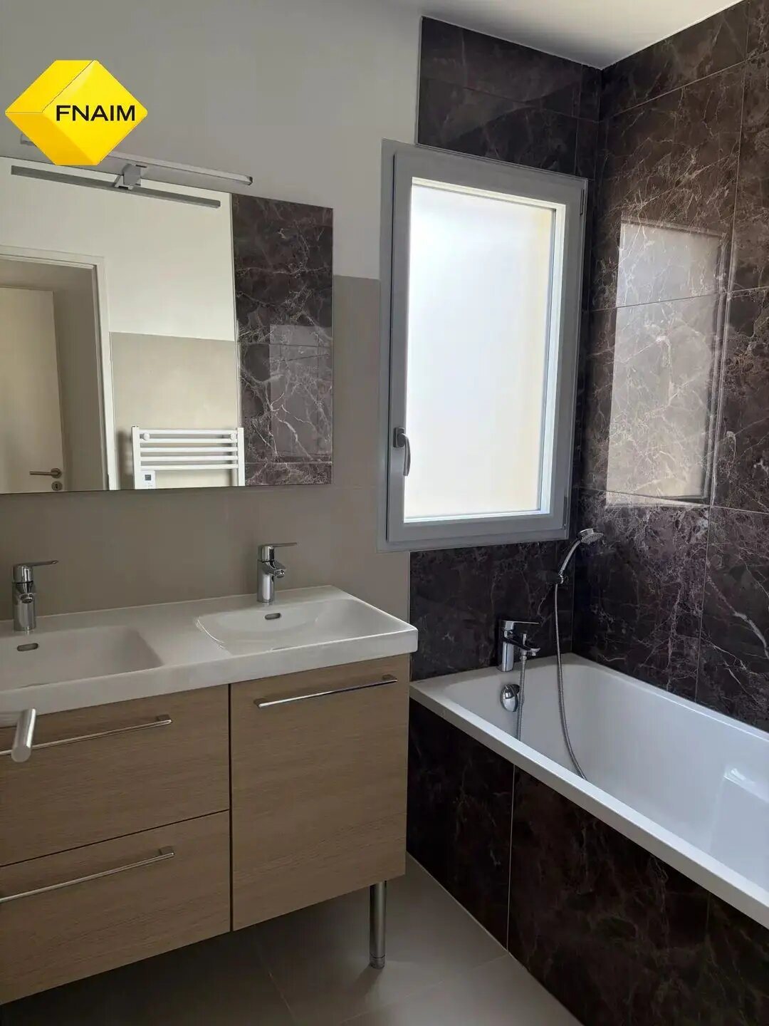 Maison à louer, 98m², Linas
