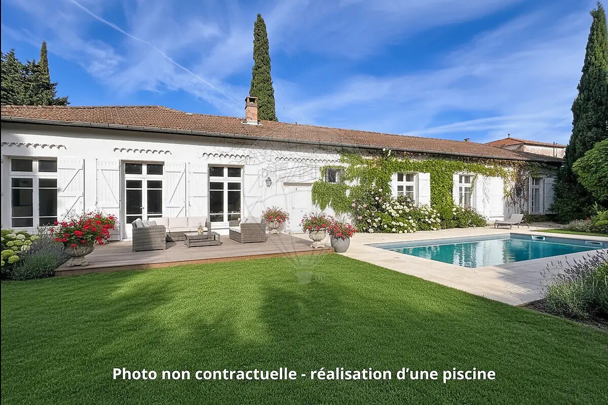 Maison à vendre, 256m², Nîmes