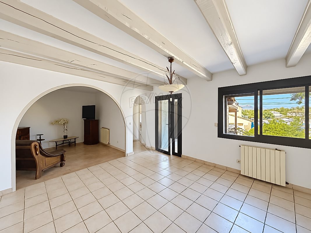 Maison à vendre, 107m², Lézan