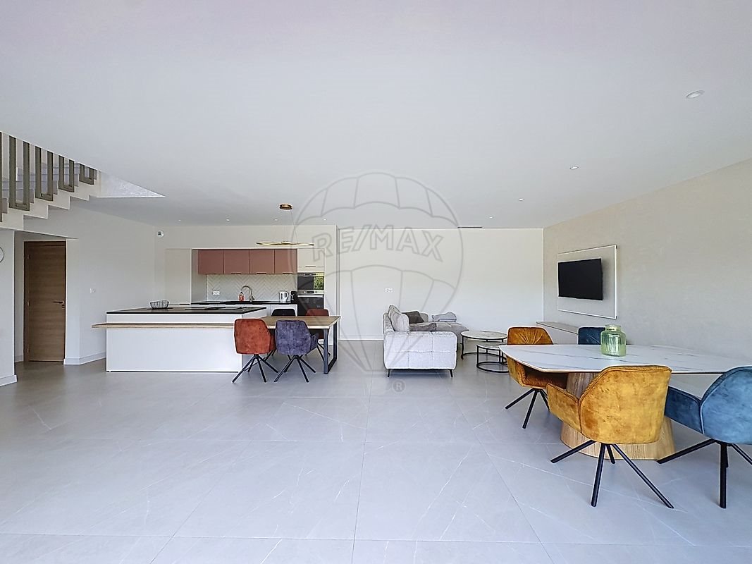Maison à vendre, 142m², Nîmes