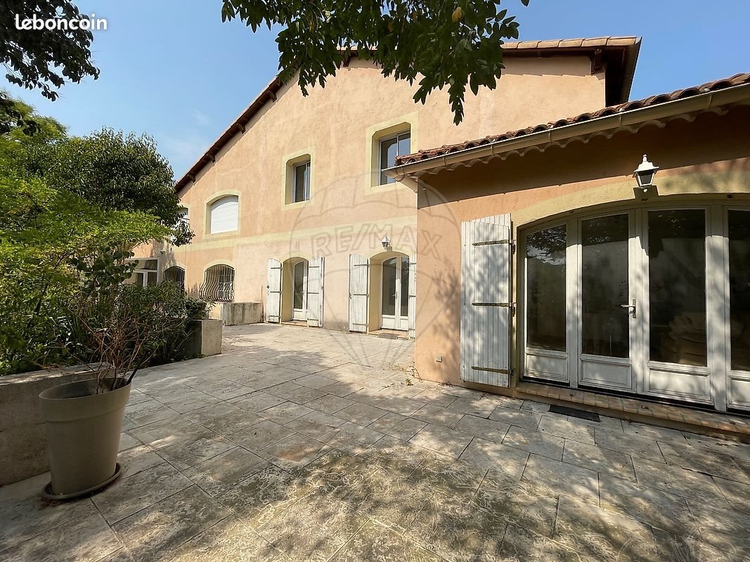 Maison à vendre, 189m², Nîmes