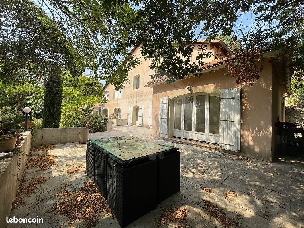 Maison à vendre, 189m², Nîmes