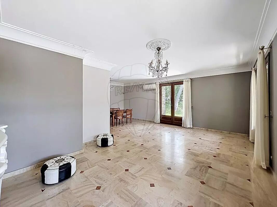 Maison à vendre, 246m², Sainte-Anastasie