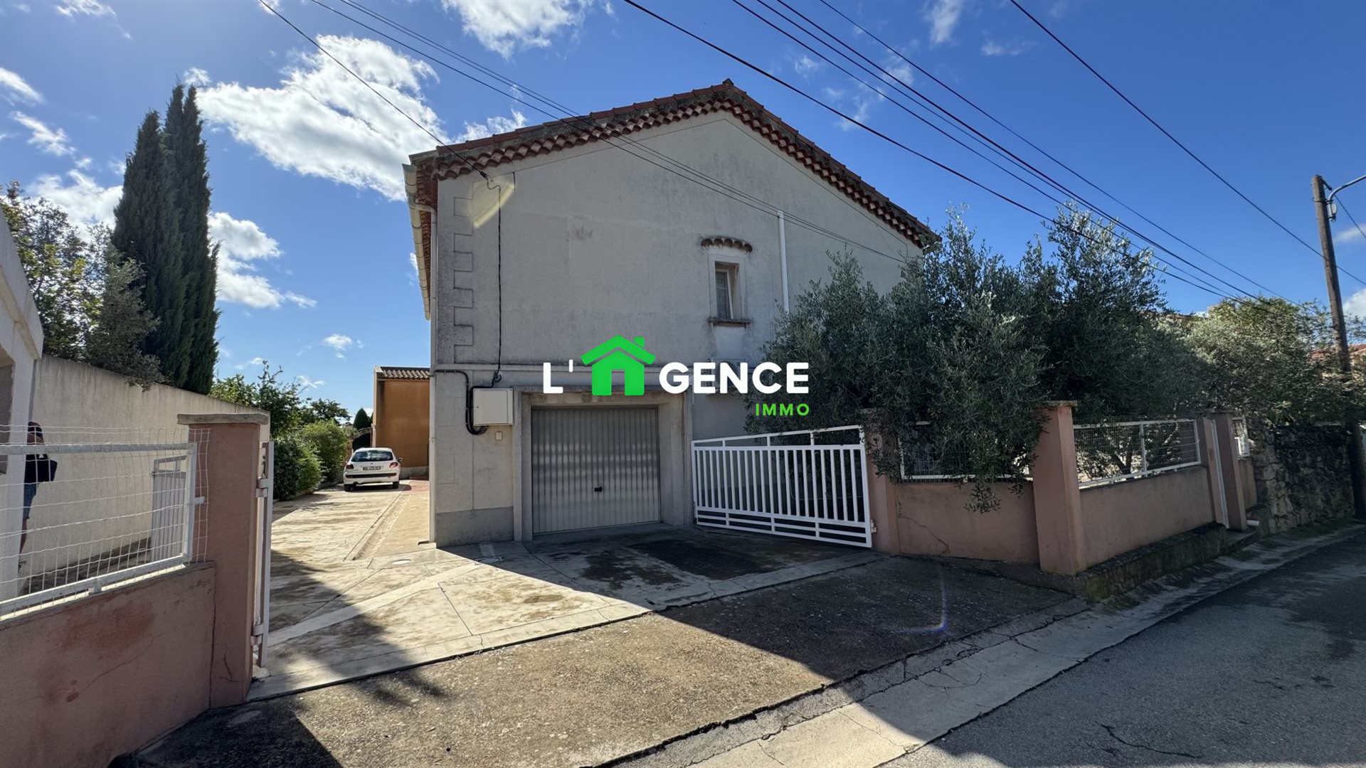 Maison à vendre, 130m², Saint-Mitre-les-Remparts