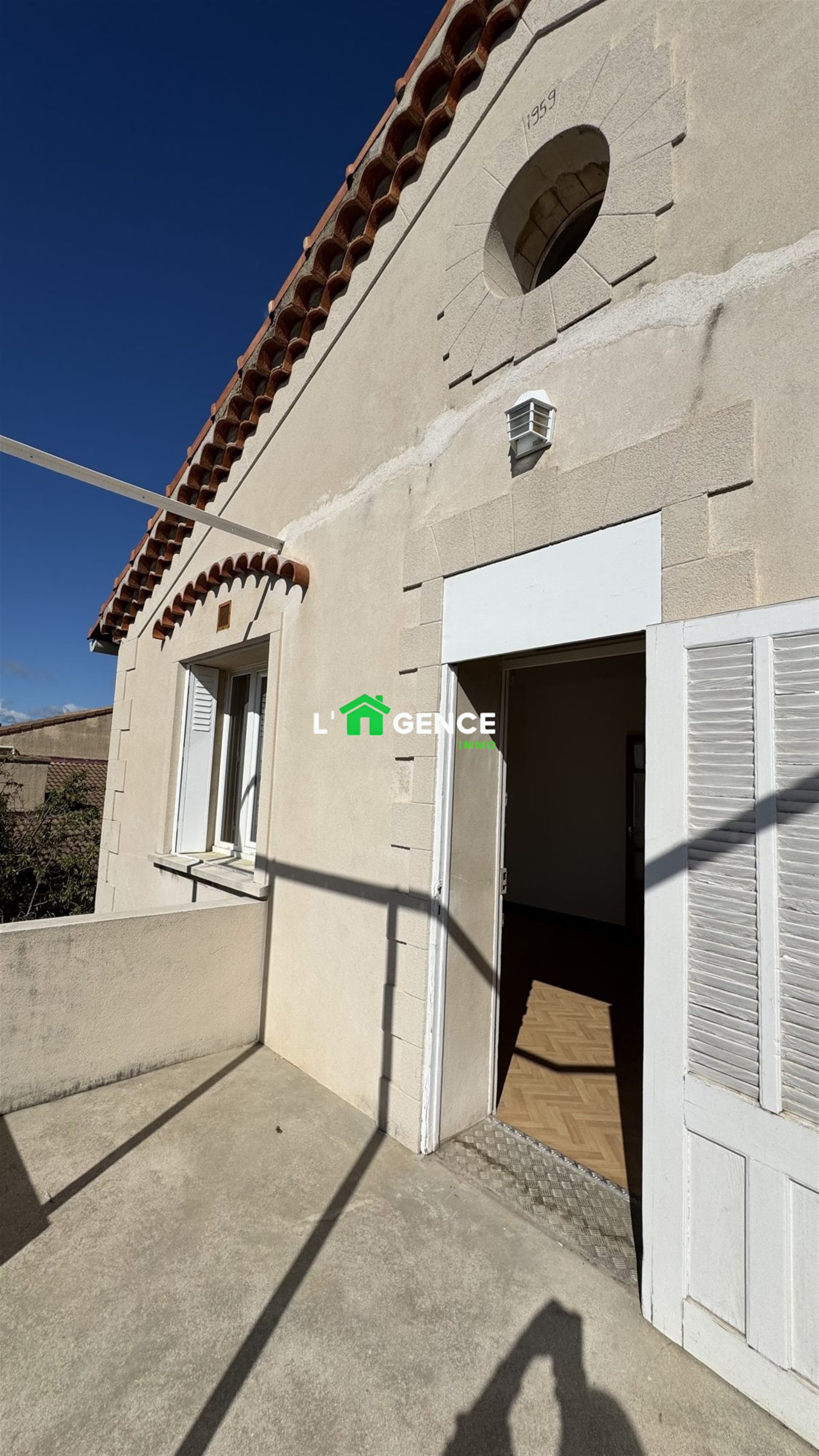 Maison à vendre, 130m², Saint-Mitre-les-Remparts