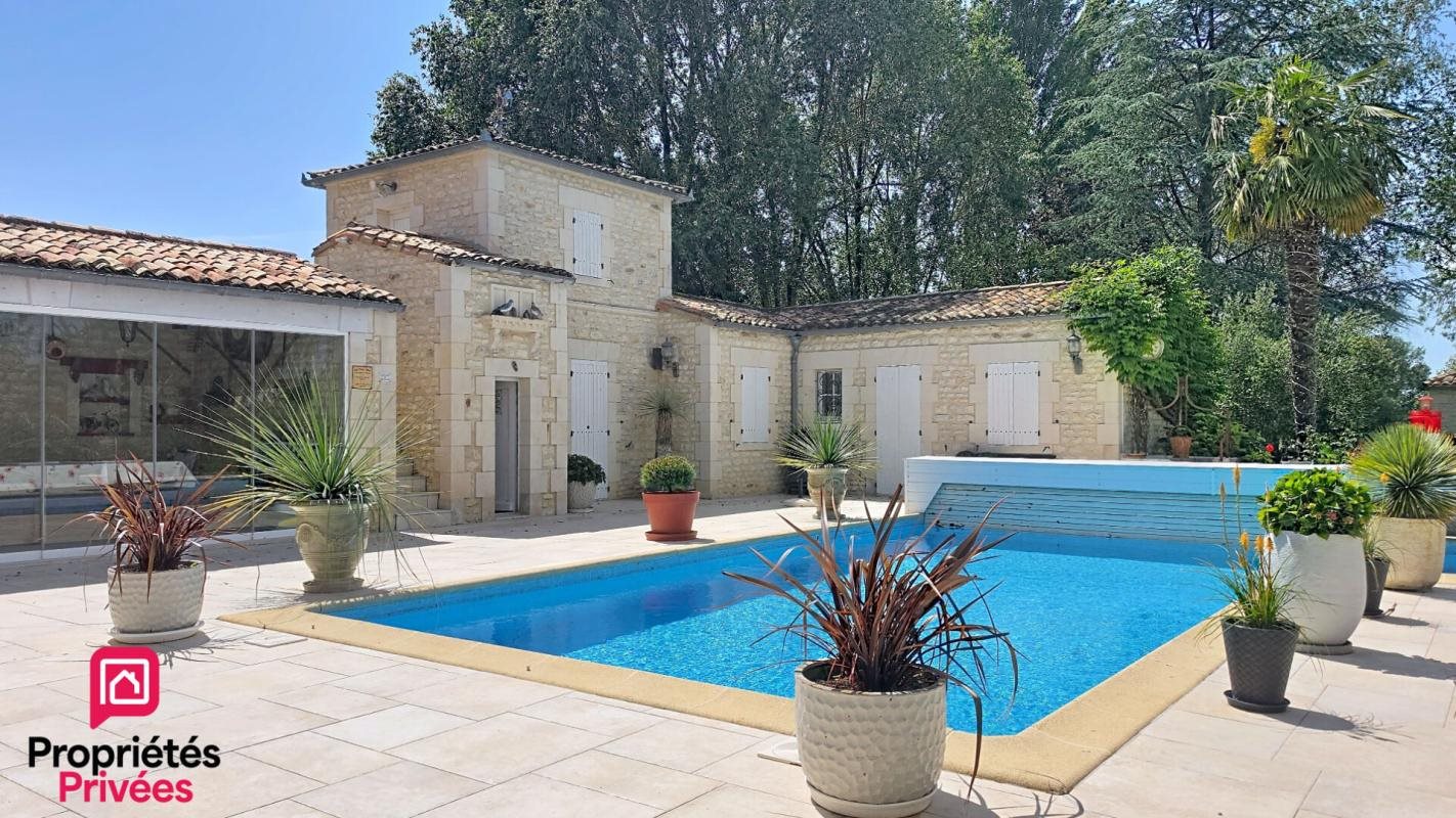 Maison à vendre, 360m², Meursac