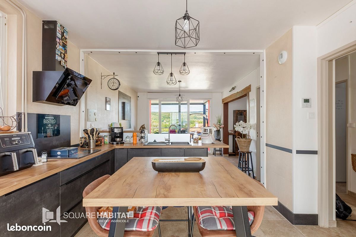 Maison à vendre, 102m², Pont-de-Roide