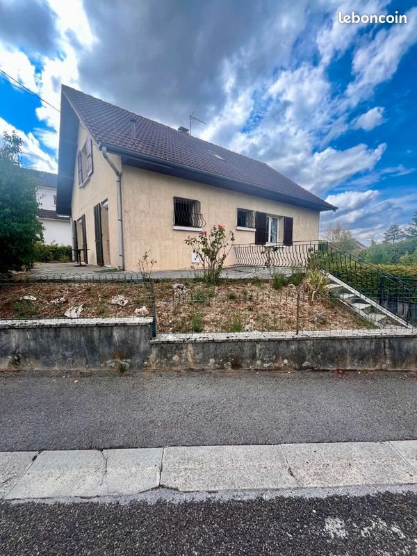 Maison à vendre, 154m², Poligny