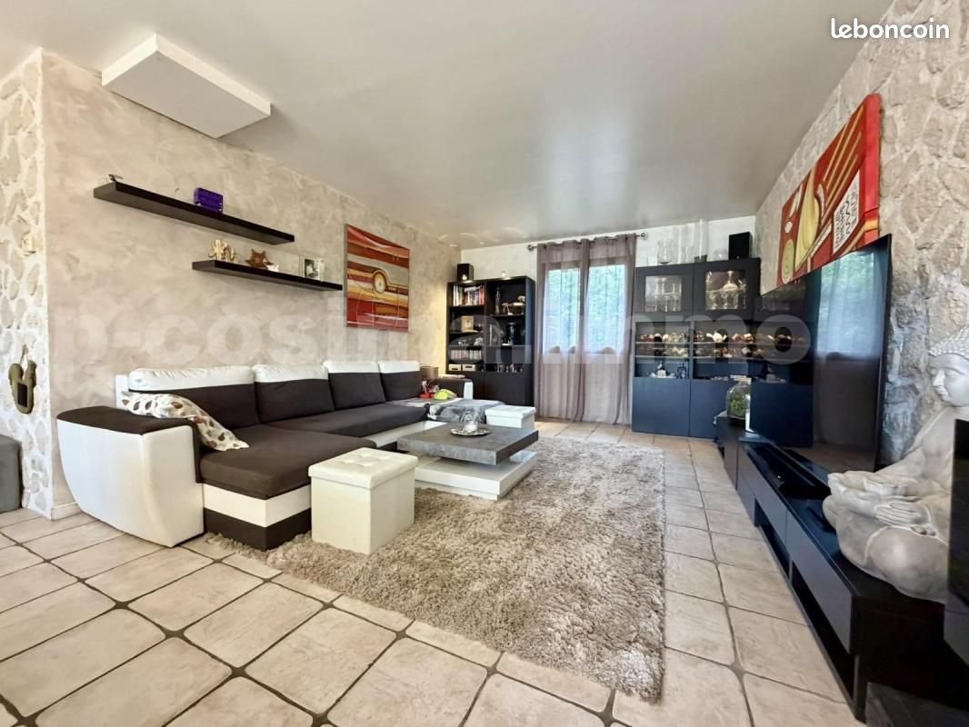 Maison à vendre, 121m², Arthaz-Pont-Notre-Dame