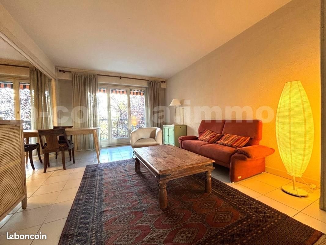Appartement à louer, 68m², Annemasse