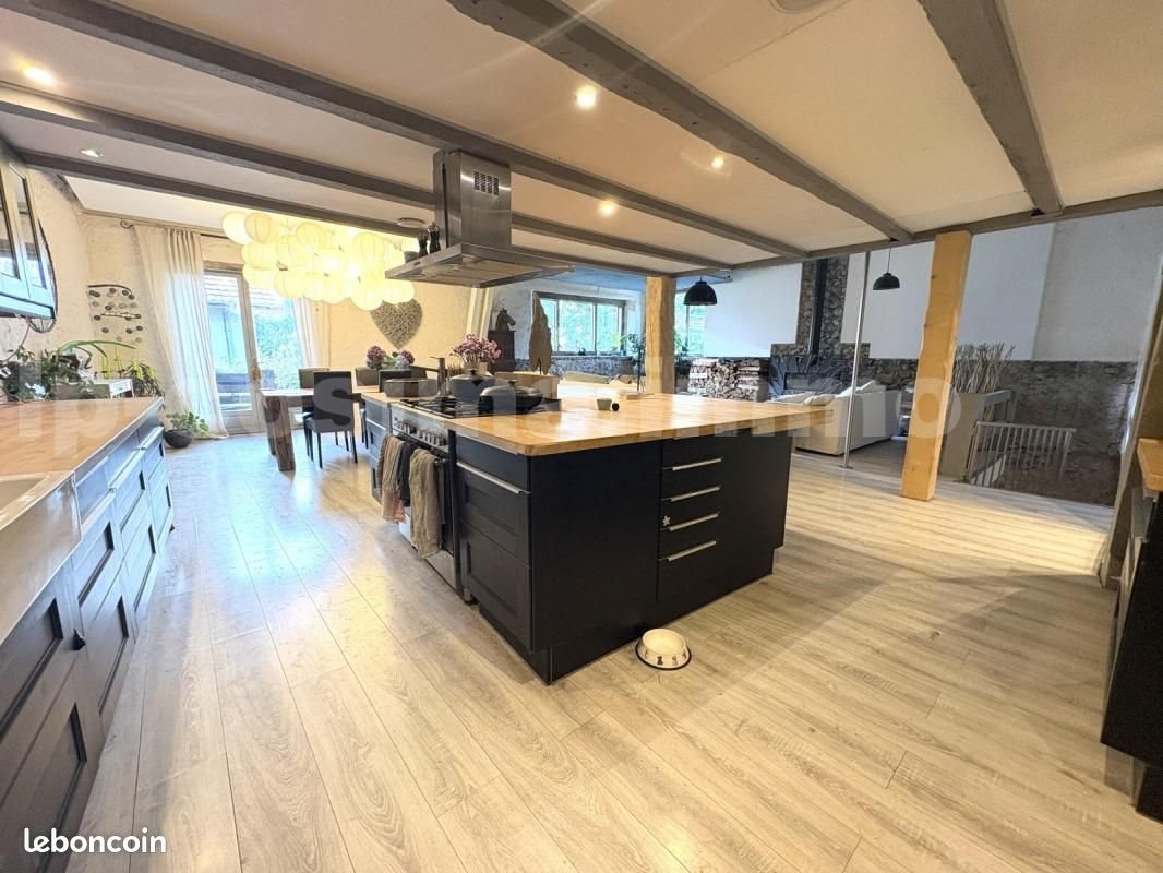 Maison à vendre, 472m², Chens-sur-Léman