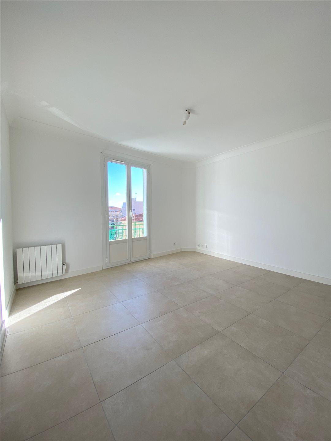 Appartement à louer, 67m², Saint-Laurent-du-Var