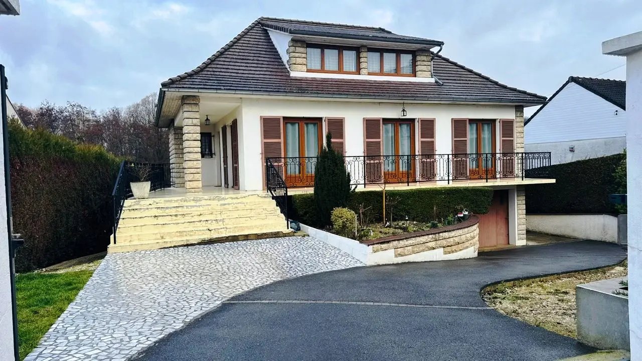 Maison à vendre, 140m², Écouen