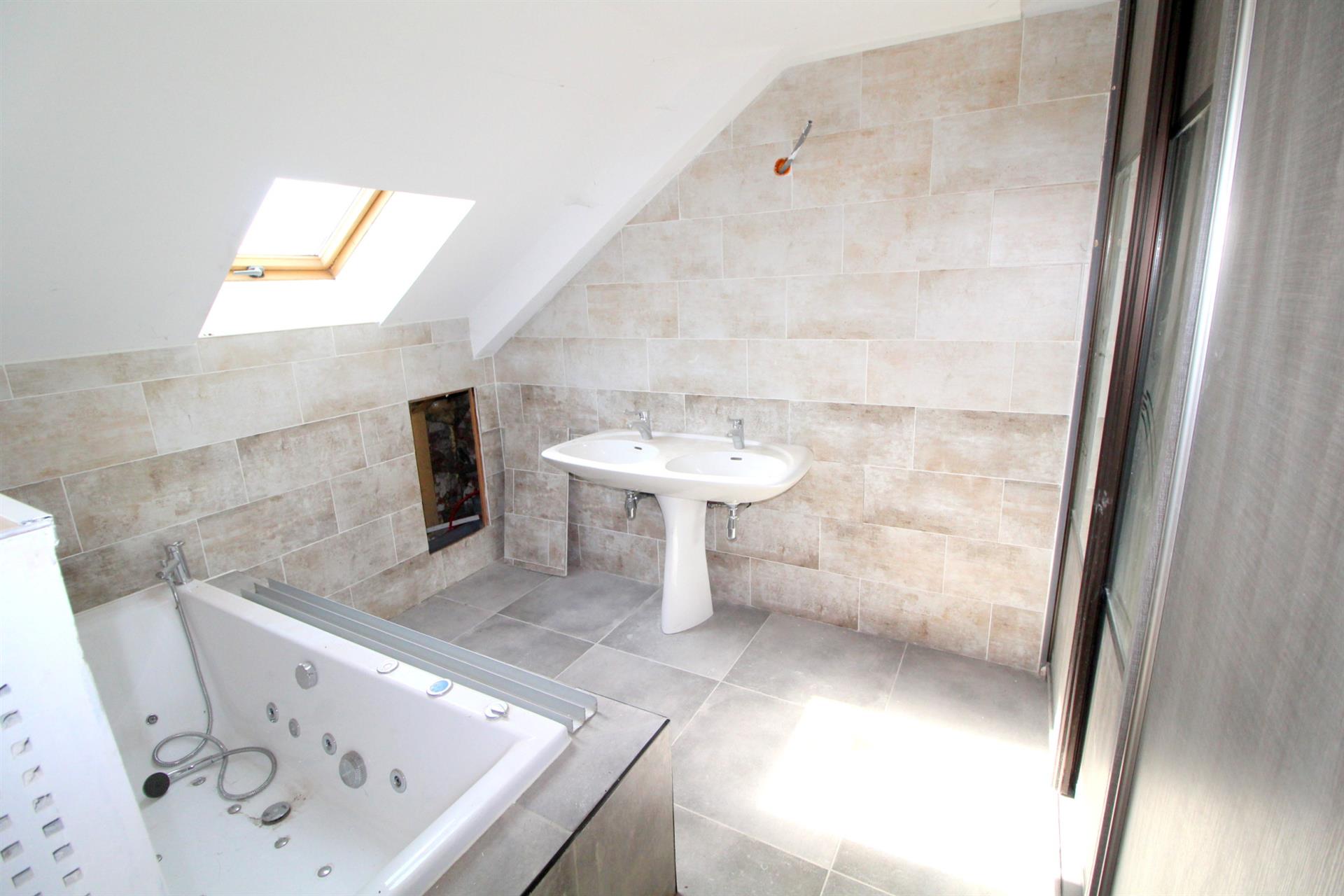 Appartement à vendre, 268m², Corbie