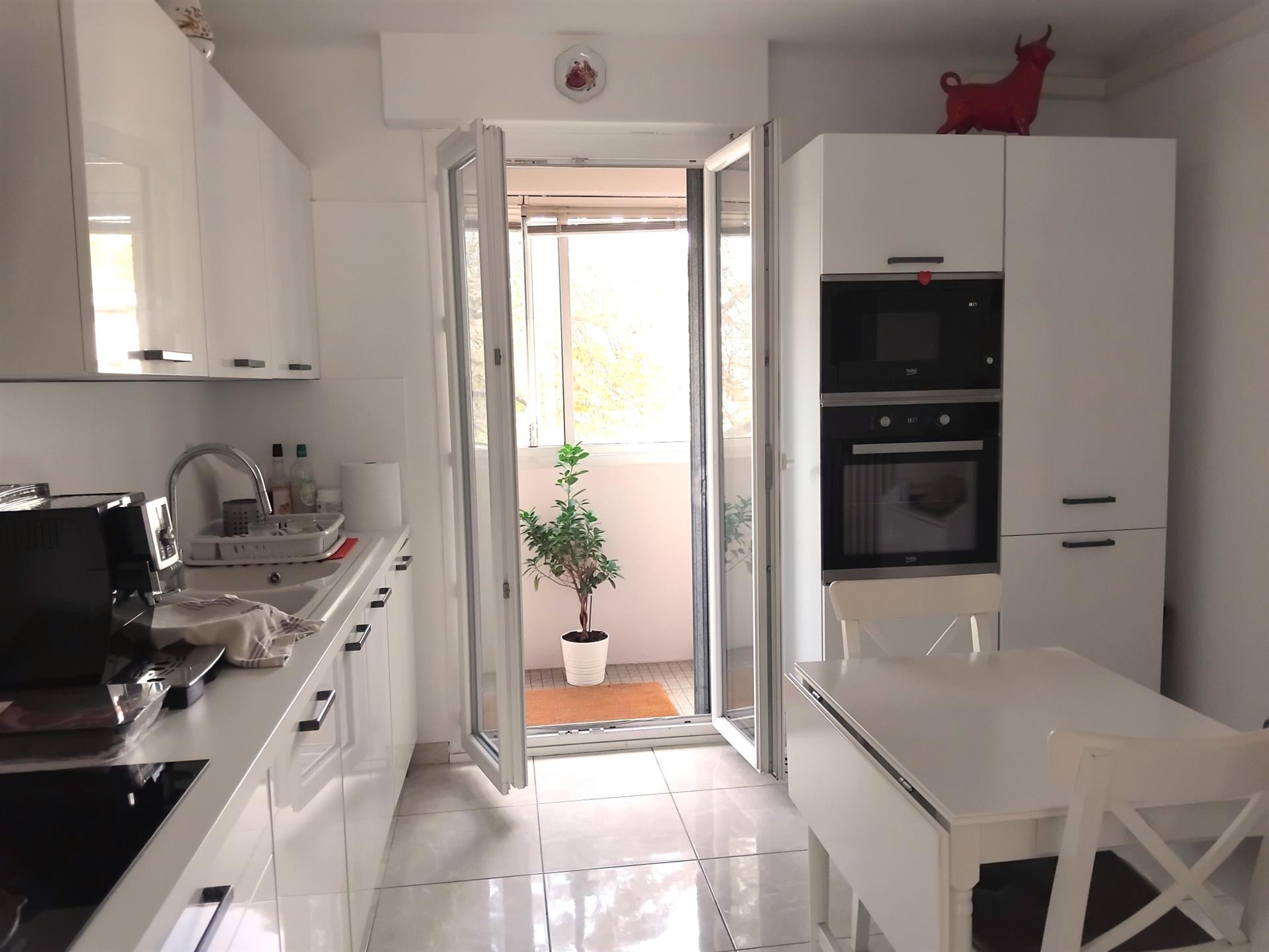 Maison à vendre, 77m², Marignane