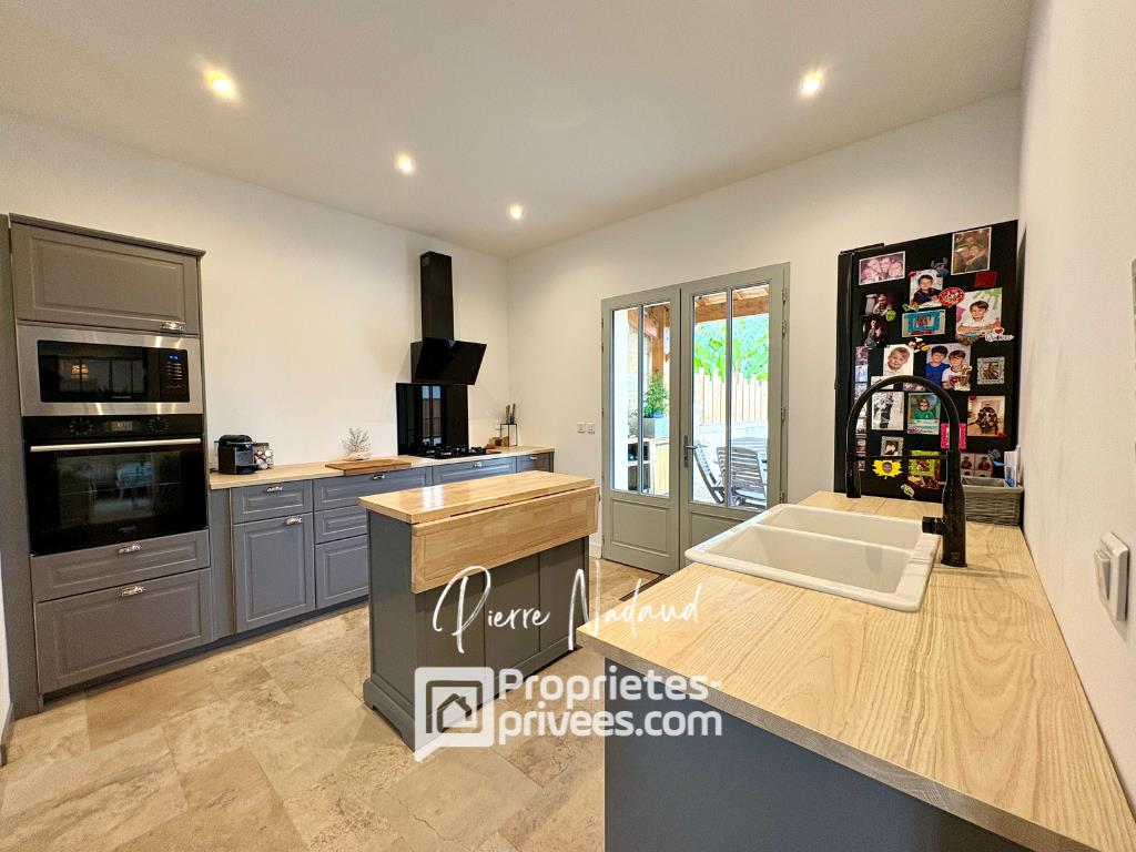 Maison à vendre, 120m², Saint-Médard-de-Guizières
