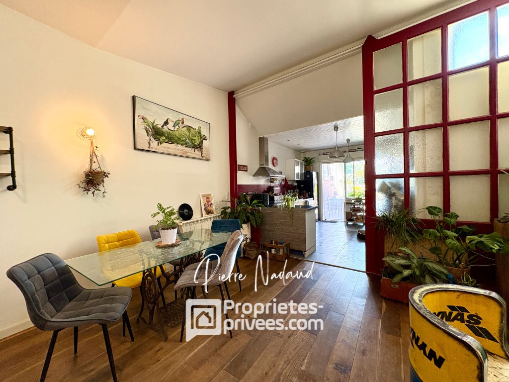 Maison à vendre, 132m², Guîtres