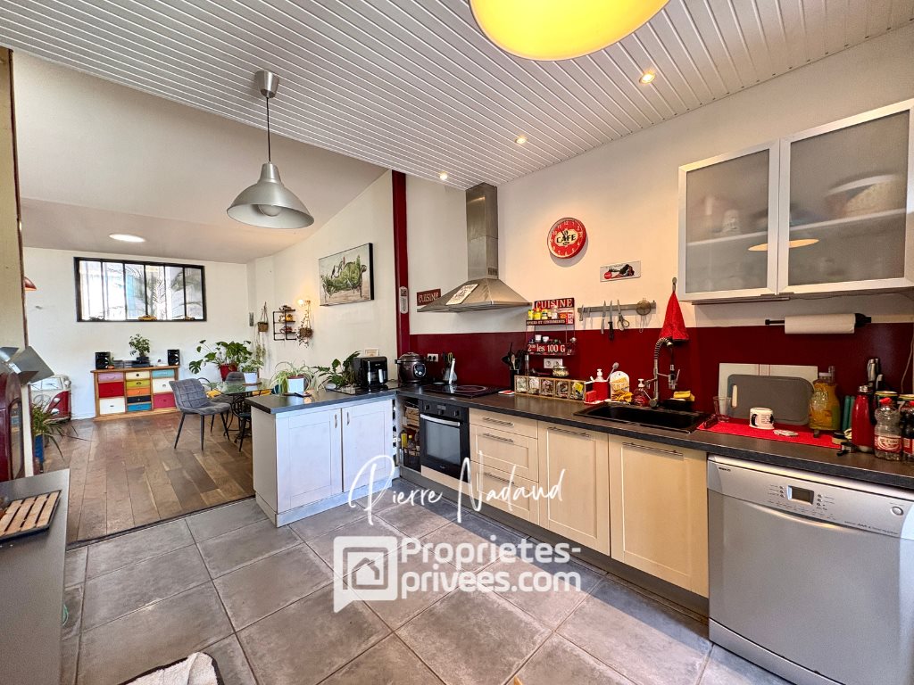 Maison à vendre, 132m², Guîtres