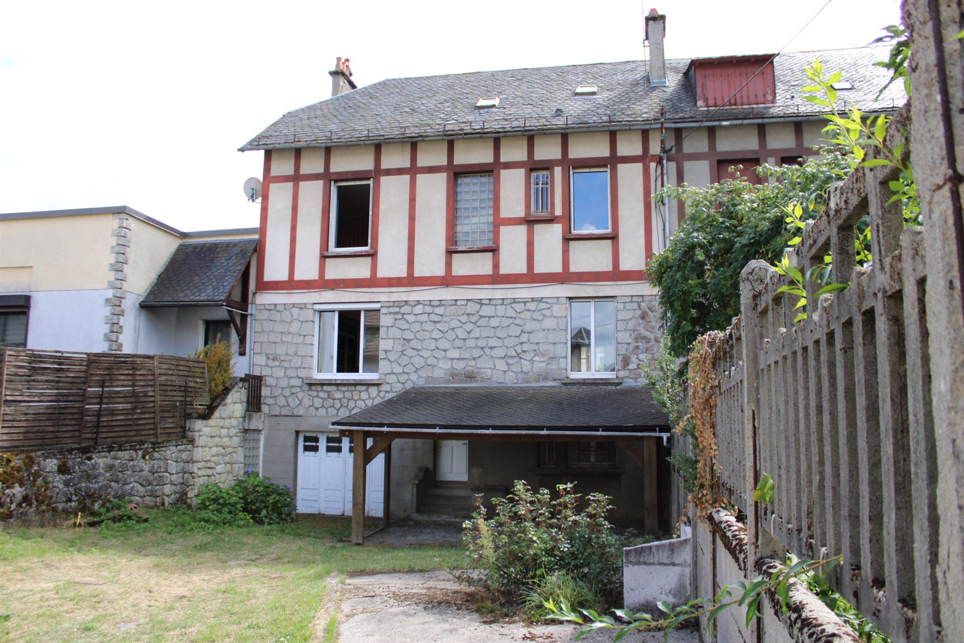 Maison à vendre, 195m², Riom-ès-Montagnes