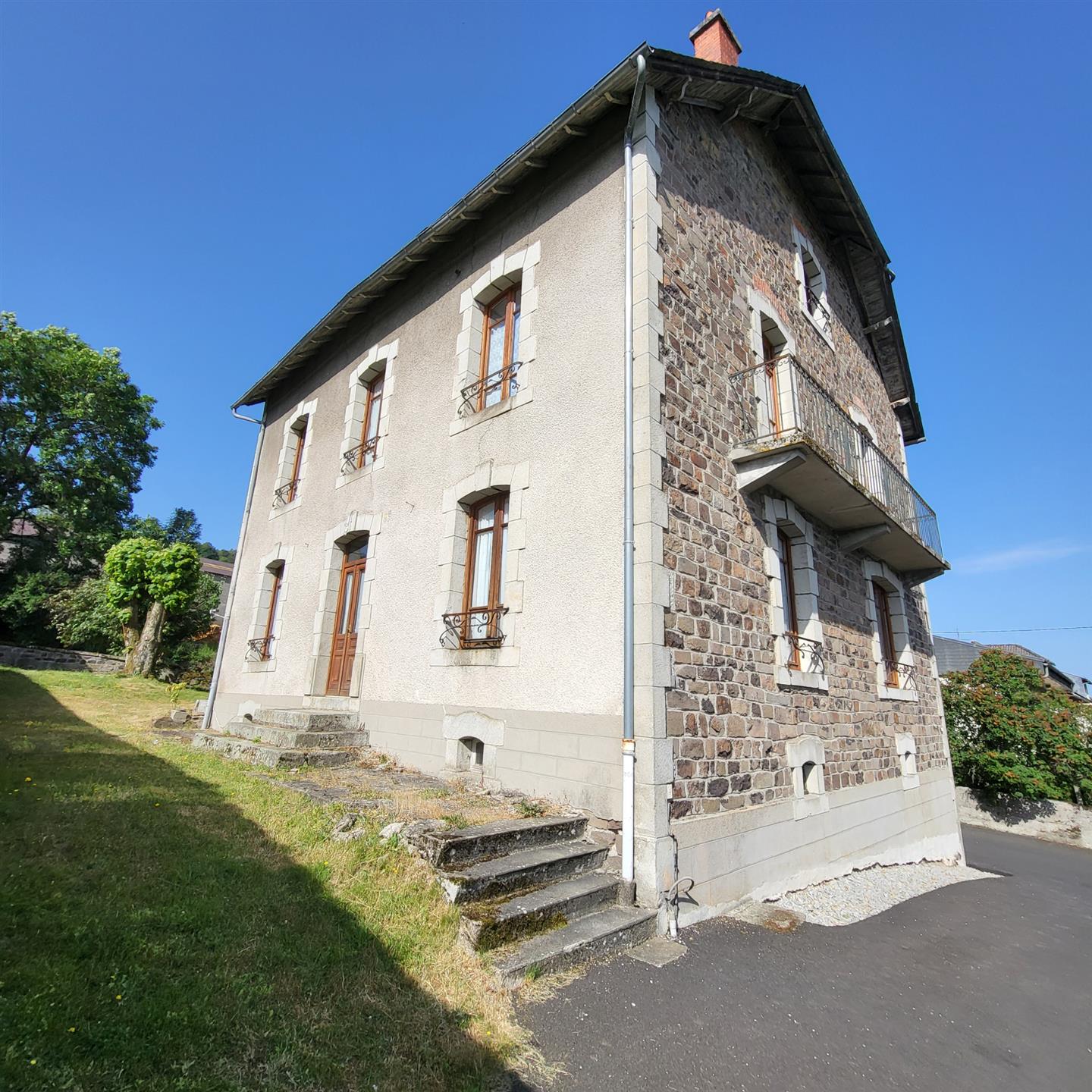 Maison à vendre, 180m², Riom-ès-Montagnes