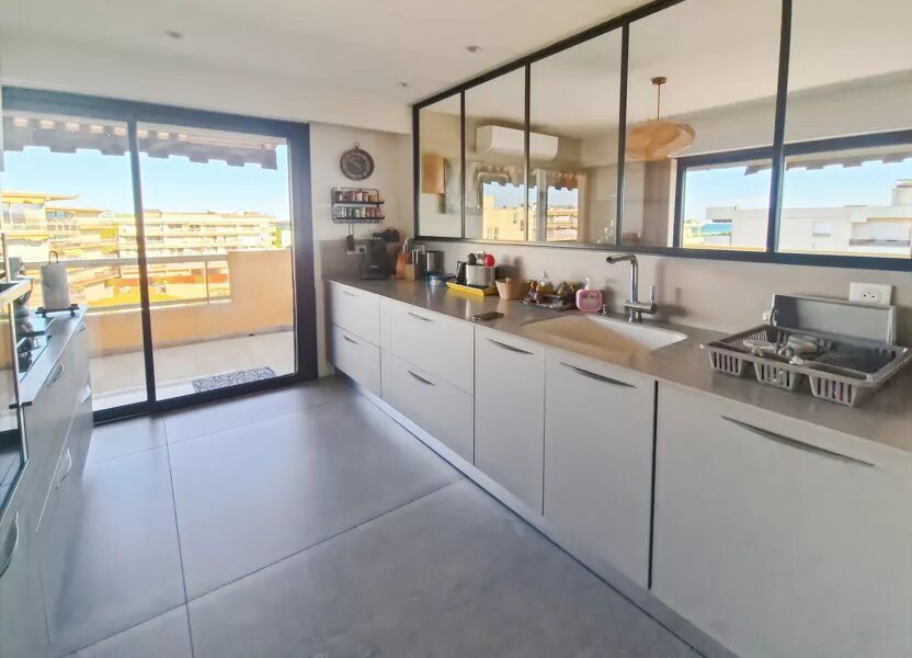 Appartement à vendre, 99m², Saint-Laurent-du-Var