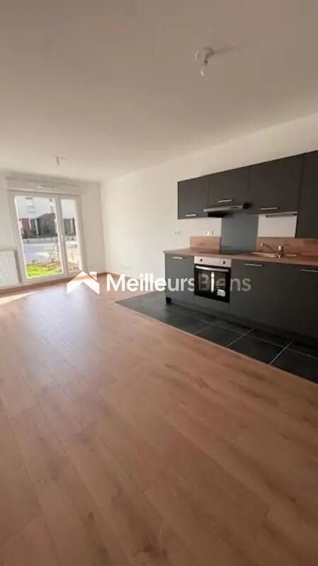 Appartement à louer, 42m², Barjouville