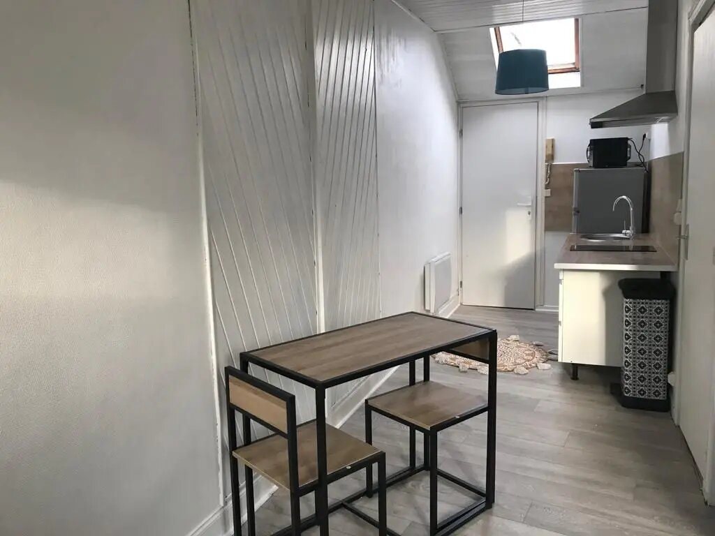 Appartement à louer, 23m², Saint-Quentin