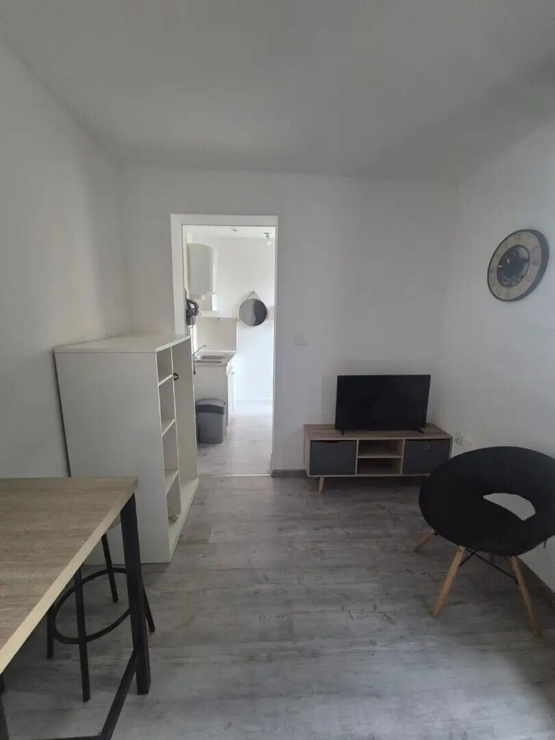 Appartement à louer, 21m², Saint-Quentin