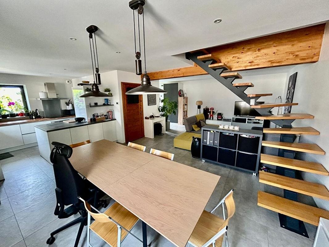 Maison à vendre, 115m², Arnas