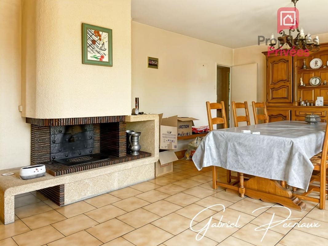 Maison à vendre, 82m², Saint-Julien-les-Villas