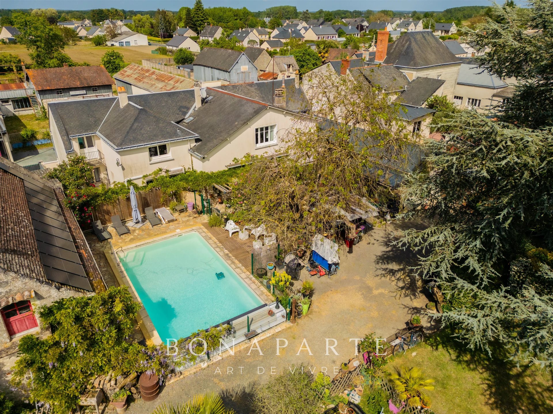 Maison à vendre, 421m², Vernoil-le-Fourrier